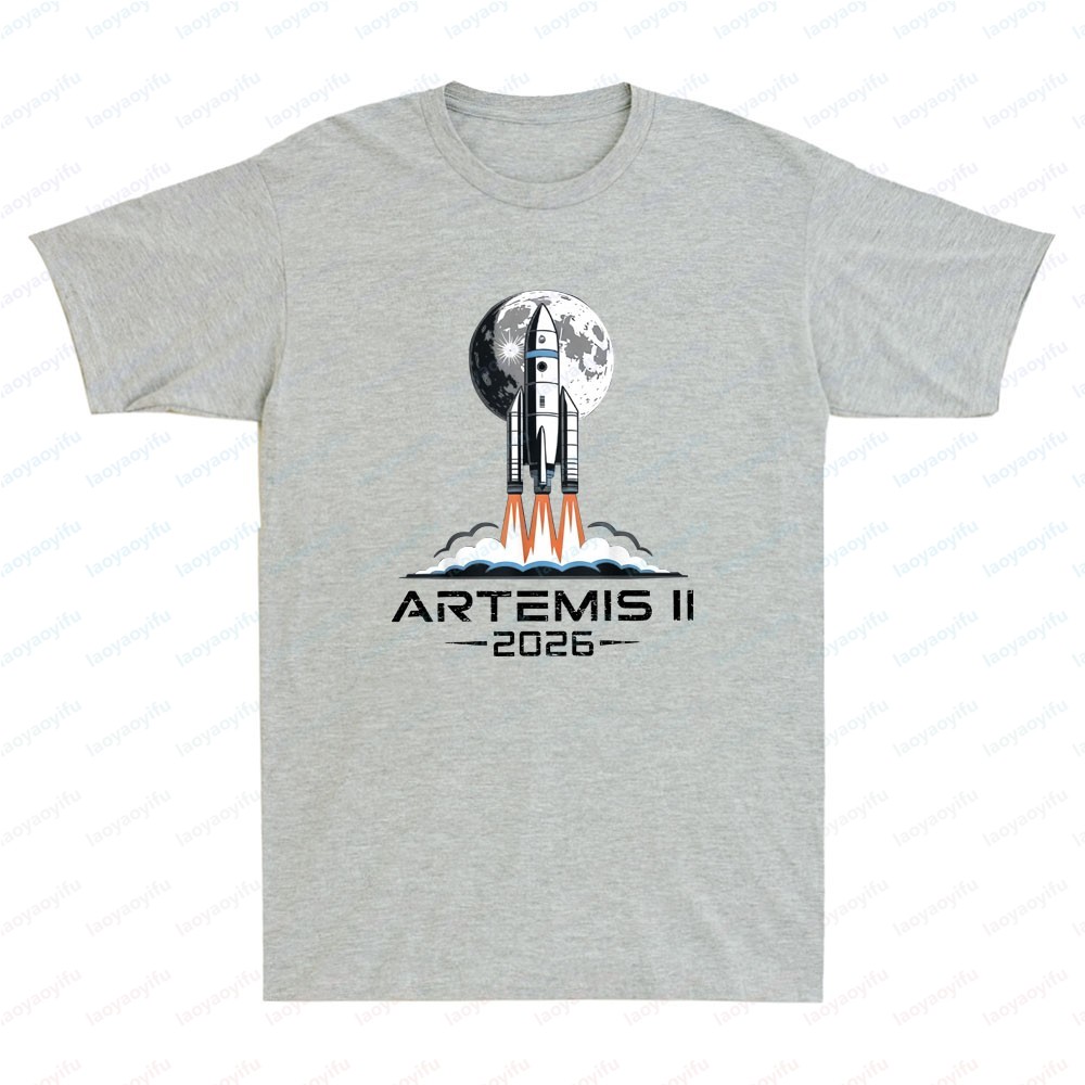 2026 Ay Roketi Grafik Tee Moda - Summer Clothing Trends For Men 2026 incelemesi ve fiyatı